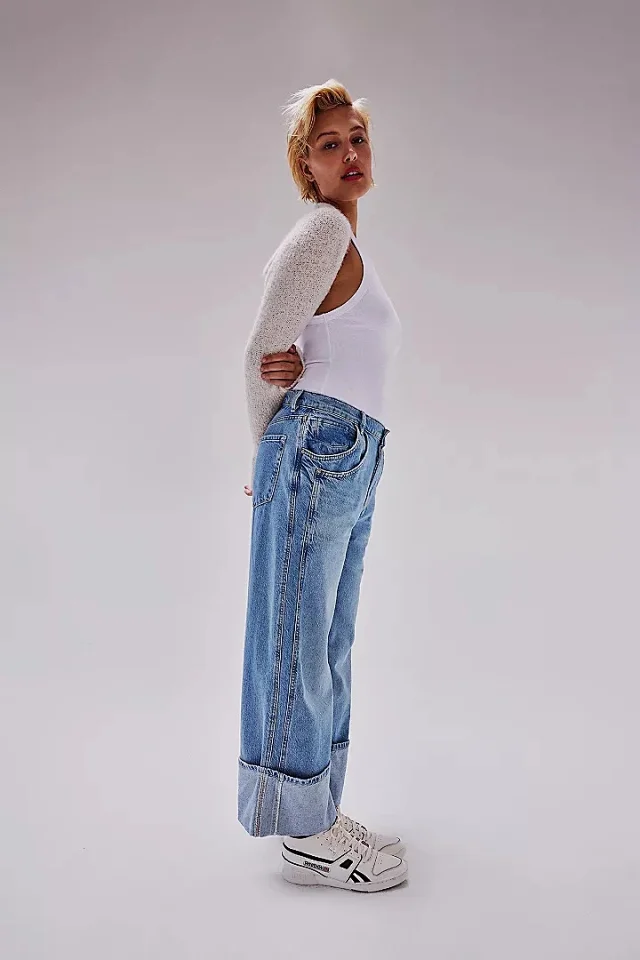 Retro High-Waisted Loose Jeans for Women Detail