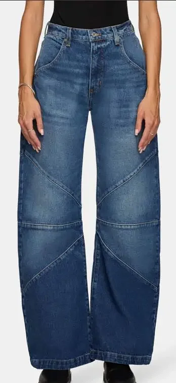 Euro - American Fashion Patchwork Pintuck Washed Jeans Detail