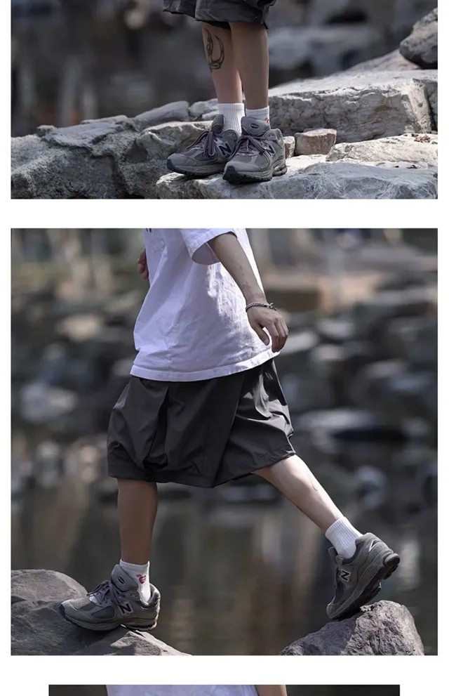 Navy Men's Vintage Cargo Shorts Detail