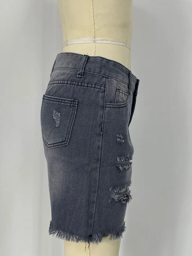 Plus Size Distressed Denim Shorts for Women Detail