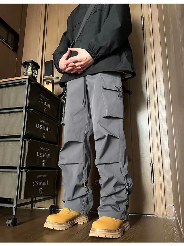 Men's Spring Hiphop Vintage Straight Cargo Pants Detail
