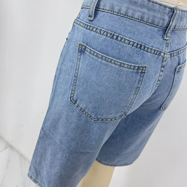 AliExpress Loose Non - Stretch Retro Denim Capris for Women Detail