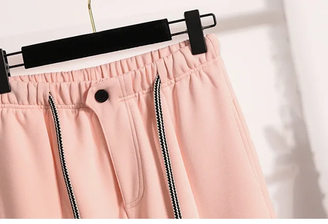 European-style Scimitar Pants Spring 2025 New Detail
