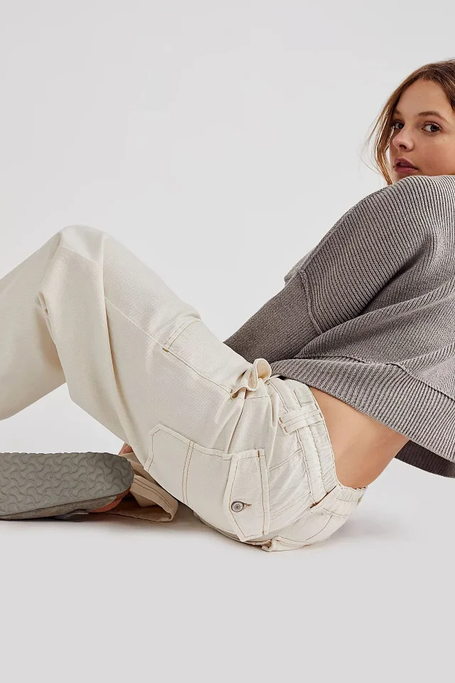 Stylish Slim-fit Jeans for Women (EU/US Imported) Detail