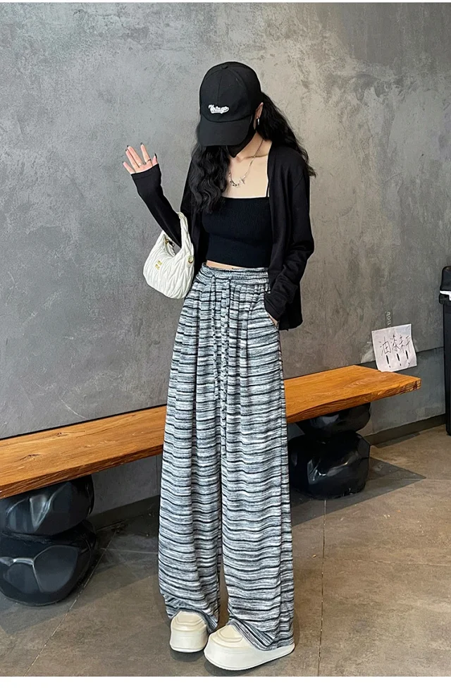 Women's Tie - Dye Wide - Leg Pants Detail