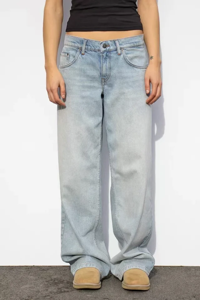 Retro Gray Distressed Wide-Leg High-Waist Jeans Detail