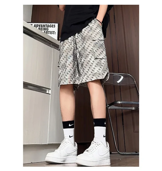 Men's Summer Printed Cargo Shorts Detail