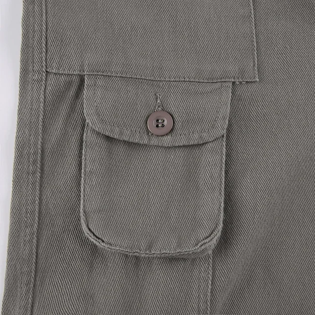 Trendy Women's Gray Wide-Leg Cargo Pants Detail