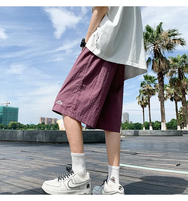 Men's Trendy Loose Ice Silk Shorts 2025 Detail