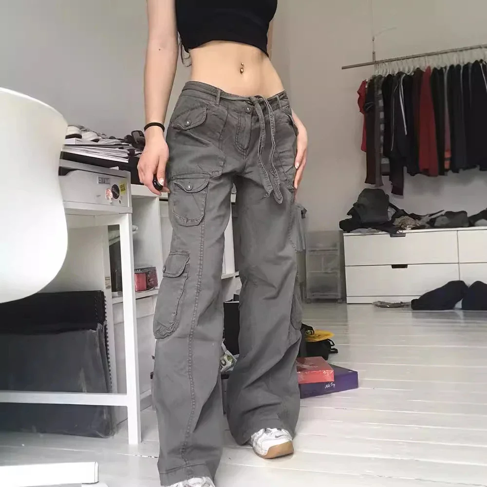 Trendy Women's Gray Wide-Leg Cargo Pants