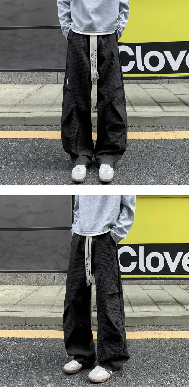 Men's Waterproof Knit Outdoor Pants Detail
