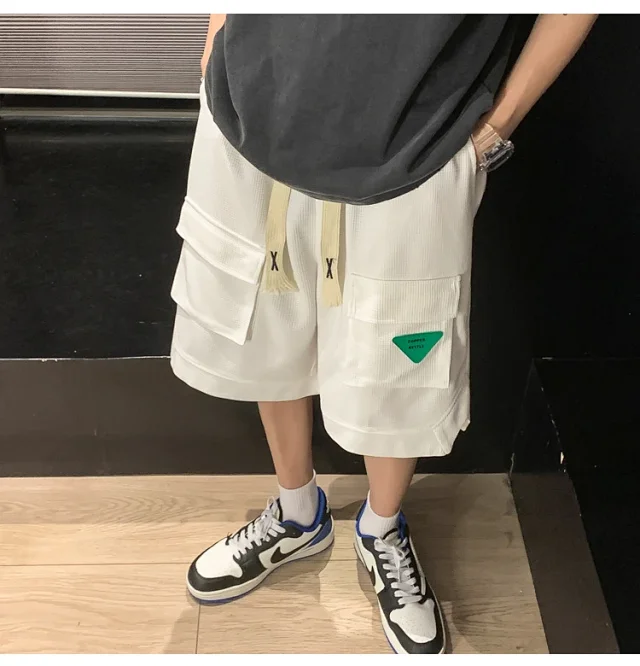 Oversize Men's Summer Athletic Shorts Detail