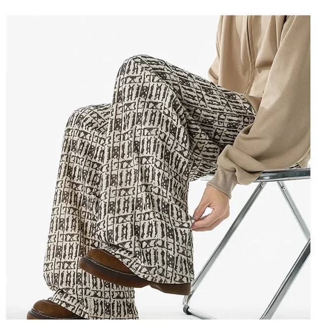 Men's Corduroy Joggers: Vintage American Style Detail