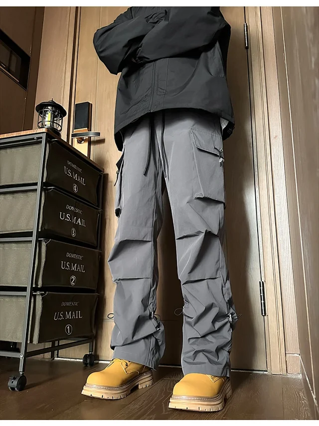 Men's Spring Hiphop Vintage Straight Cargo Pants Detail