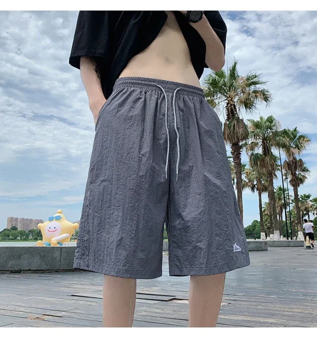 Men's Trendy Loose Ice Silk Shorts 2025 Detail