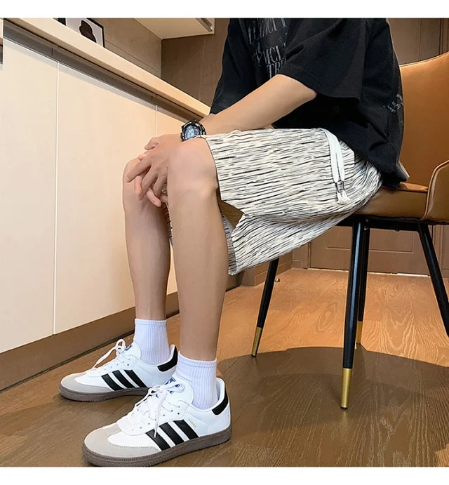 Men's Summer Textured Beach Shorts Detail