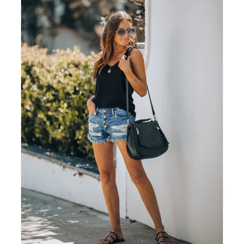 YI3055# Ripped Tassel Denim Shorts