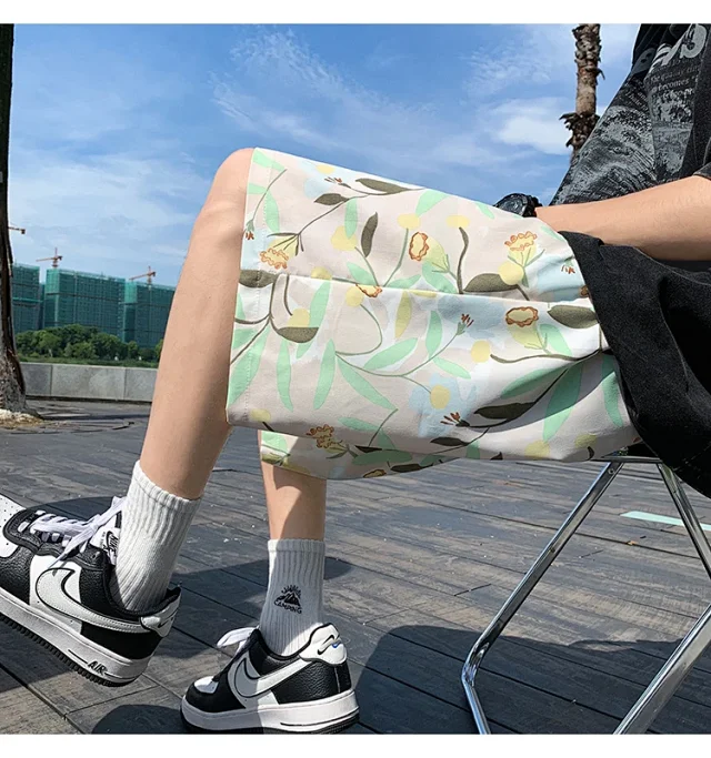 Men's Beach Shorts Swim Trunks Detail