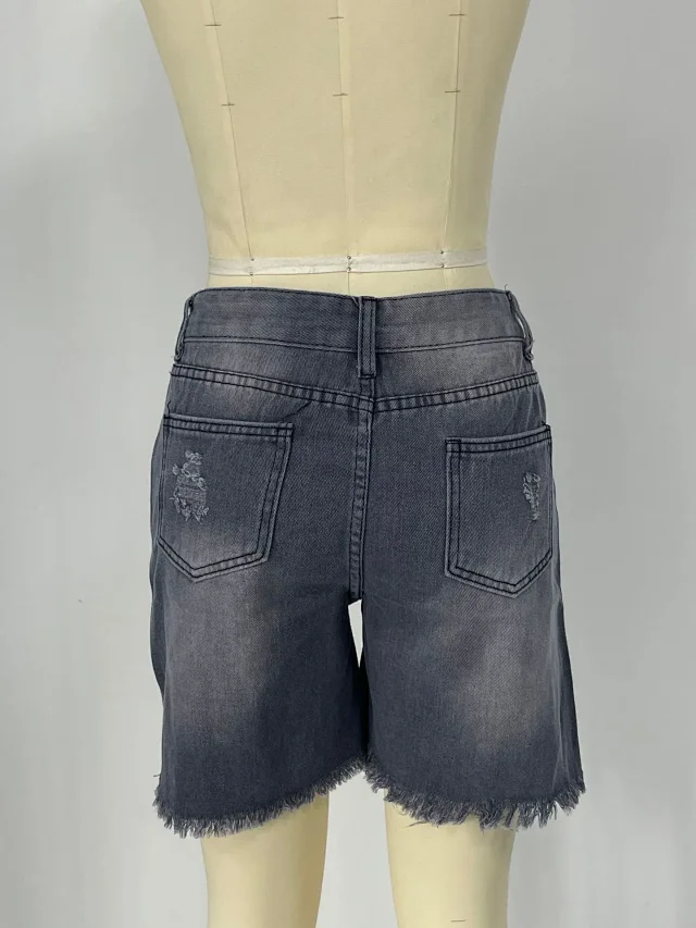 Plus Size Distressed Denim Shorts for Women Detail