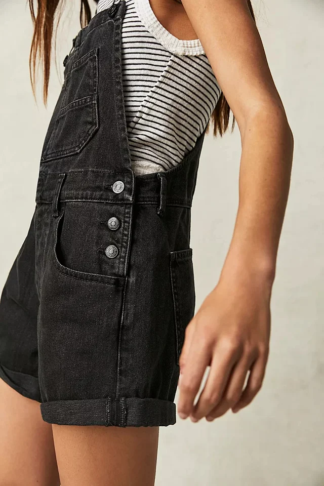 Loose Multi - Pocket Bib Jeans for Women (European & American) Detail