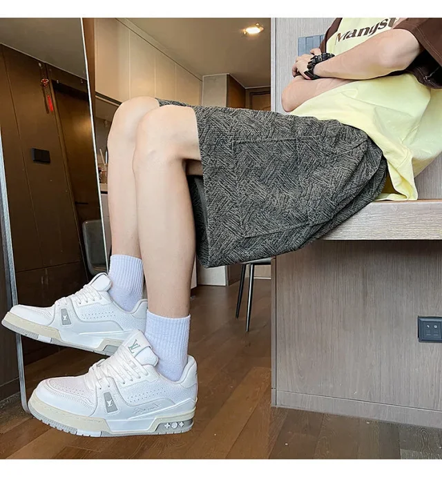 Tie-Dye Sporty Shorts for Men Detail