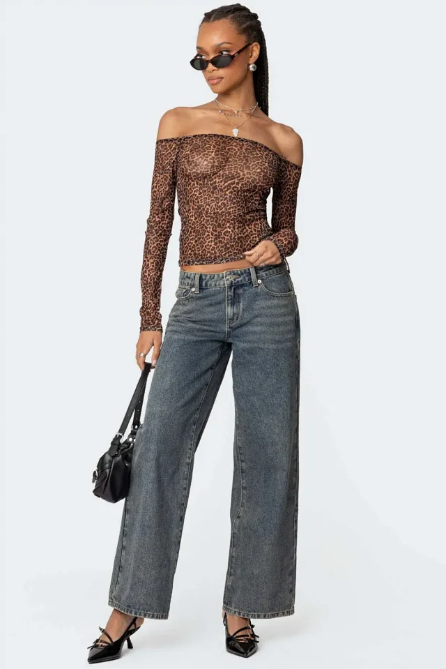 Low - Waist Leopard - Print Pocket Wide - Leg Jeans Detail
