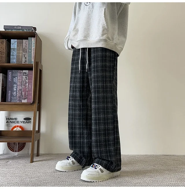 Men's Spring/Fall Contrast Check Wool Trousers Detail