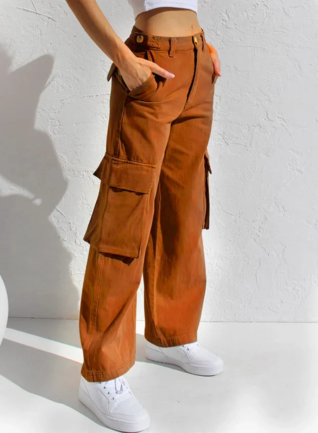 Eaby Multi - Pocket Cargo Jeans for Women Detail