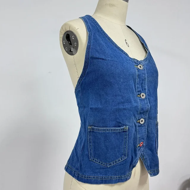 Fashionable Denim Vest for Women Detail