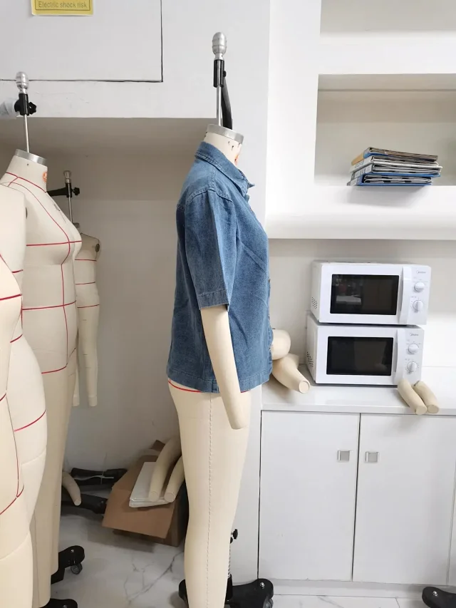 2025 Summer Retro Denim Short-Sleeve Shirts for Women Detail