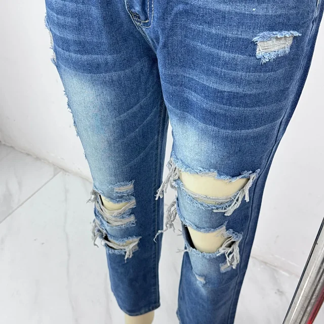 Fashion Retro Slim Jeans for Women Detail