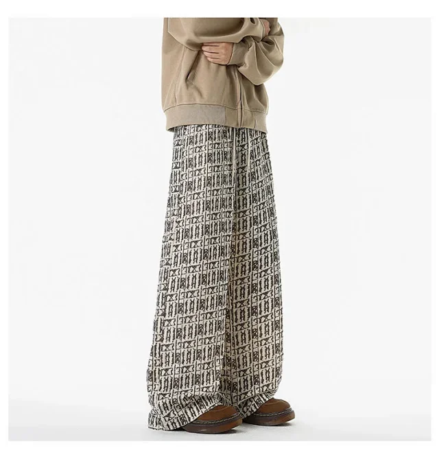 Men's Corduroy Joggers: Vintage American Style Detail