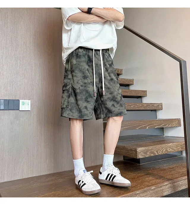 Men's Camo Tie-Dye Breathable Cargo Shorts Detail
