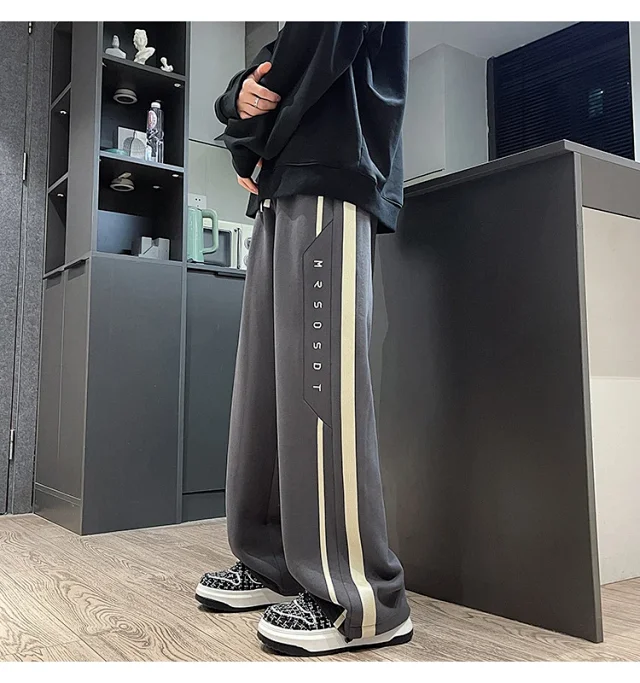 2025 Men's Sweatpants Oversize Loose Straight Trousers Detail