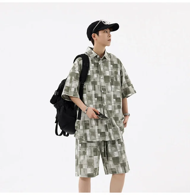 Men's Retro Plaid Short-Sleeve Shirt Suit Detail