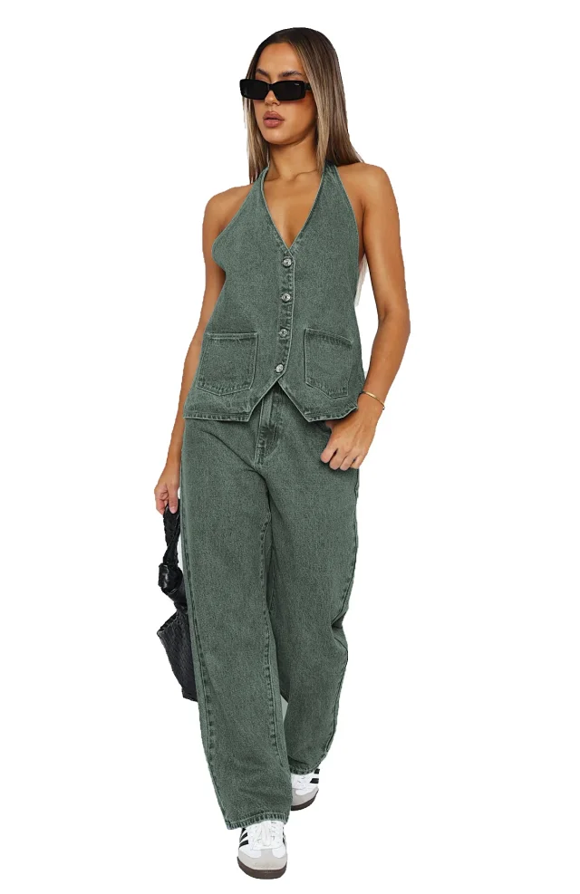 Fashionable Denim Vest for Women Detail