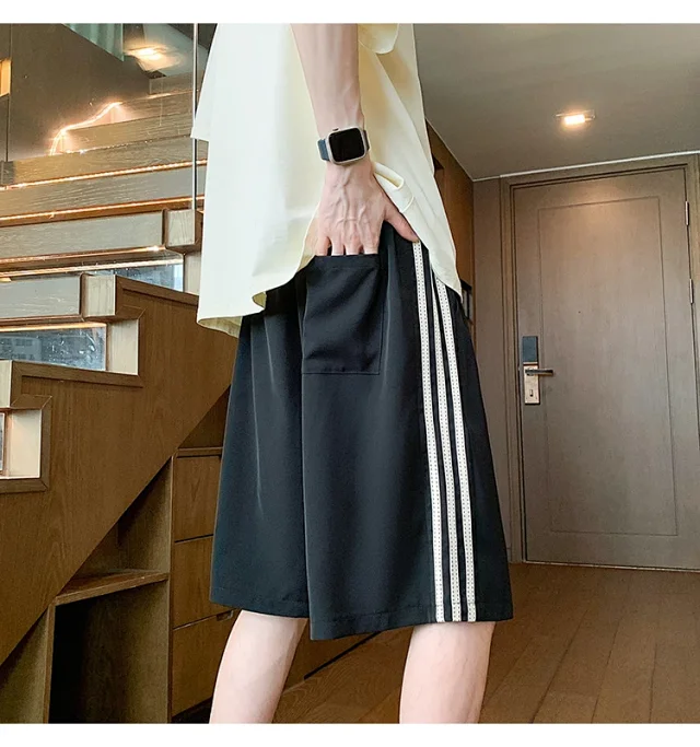 Men's Moisture-Wicking Shorts Detail