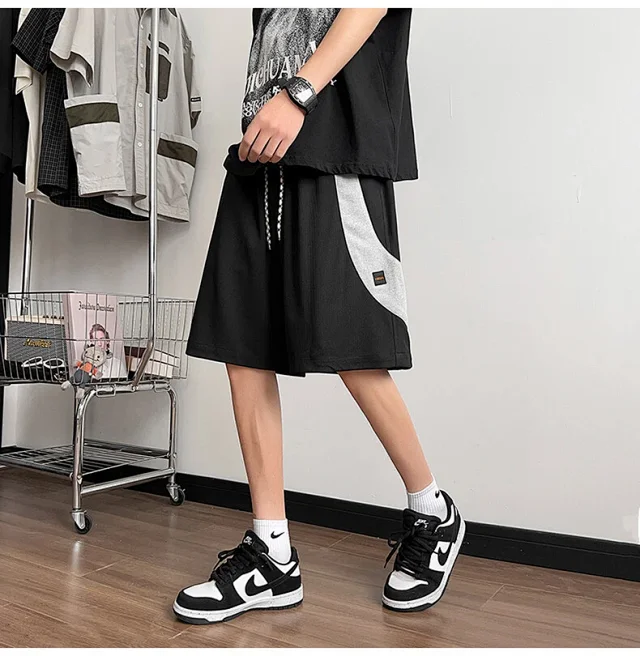 Men's Color-blocking Athletic Shorts Detail