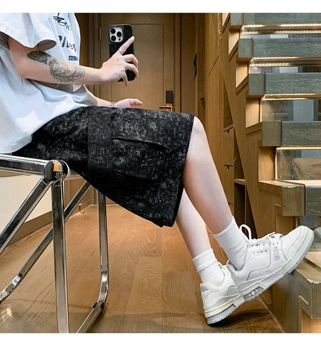 Men's Trendy Brand Black Shorts with Big Pockets Detail