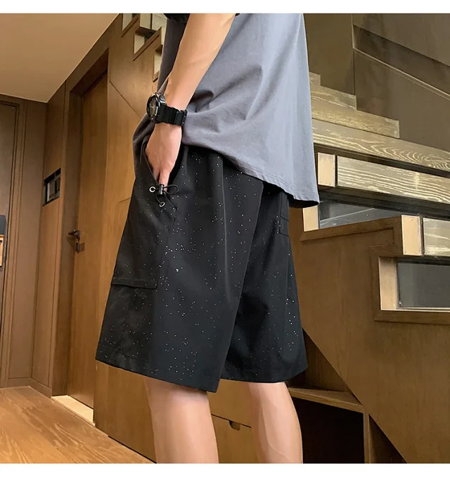 Men's Summer College - style Star Shorts Detail