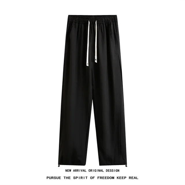 Men's Oversized Pleated Wide-Leg Pants Detail