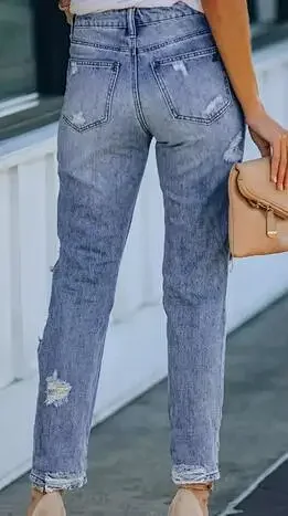 Trendy Ripped Slim Jeans for Women Detail