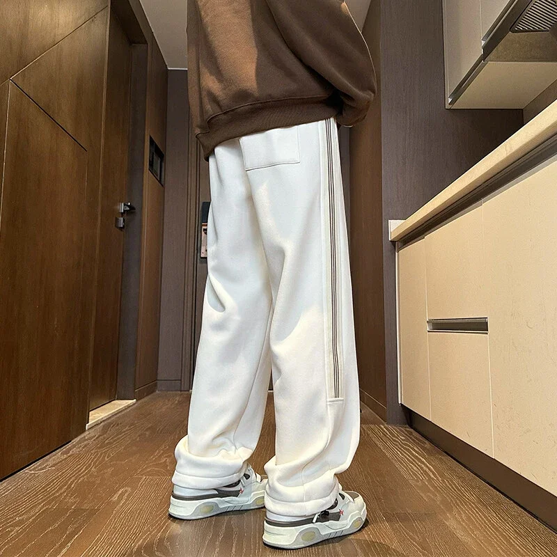 Men's 2025 Winter Fleece Wide Leg Straight Sweatpants