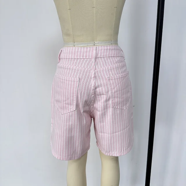 Stylish Loose High - Waist Denim Shorts for Women Detail