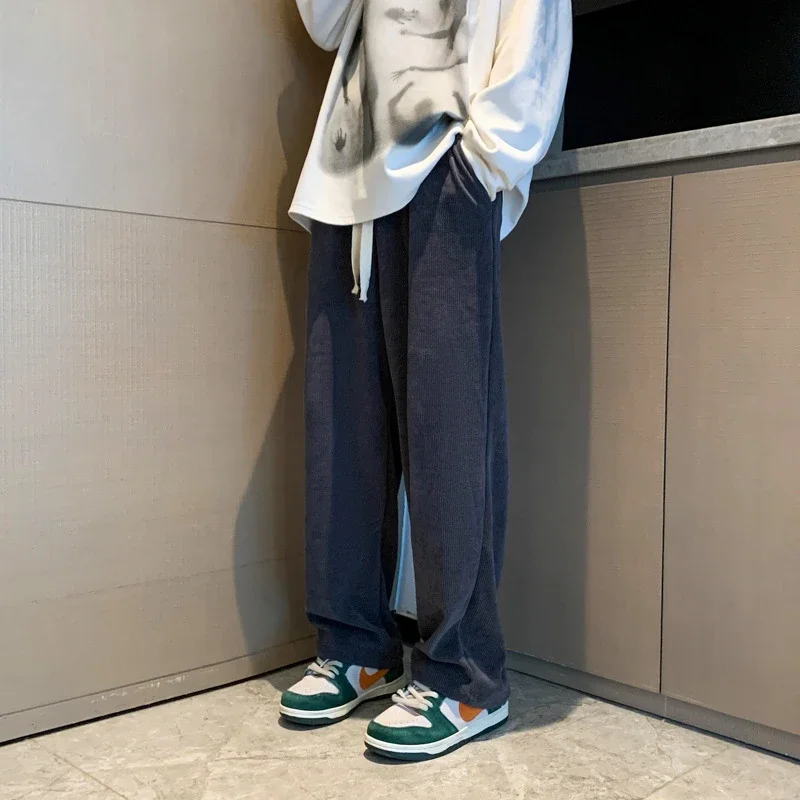 Men's Soft Corduroy Straight-Leg Pants
