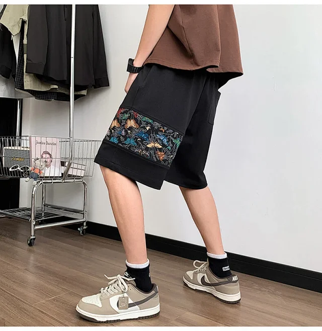 Chinese-style Embroidered Men's Sport Shorts Detail