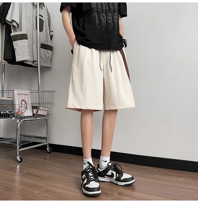 Men's Color-blocking Athletic Shorts Detail