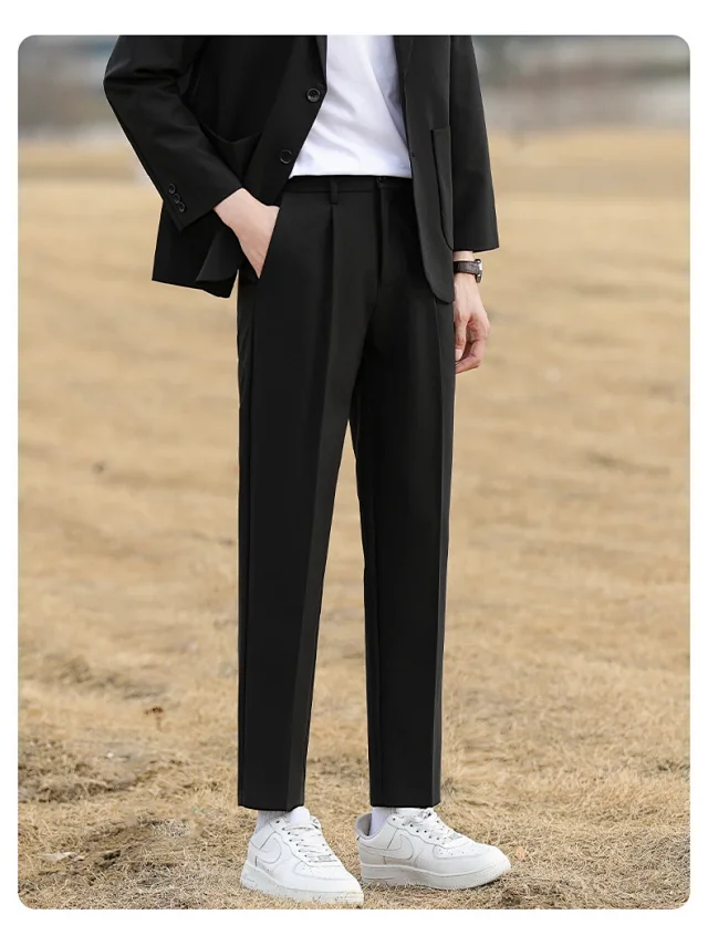 Men's Spring/Summer Khaki Casual Pants Detail