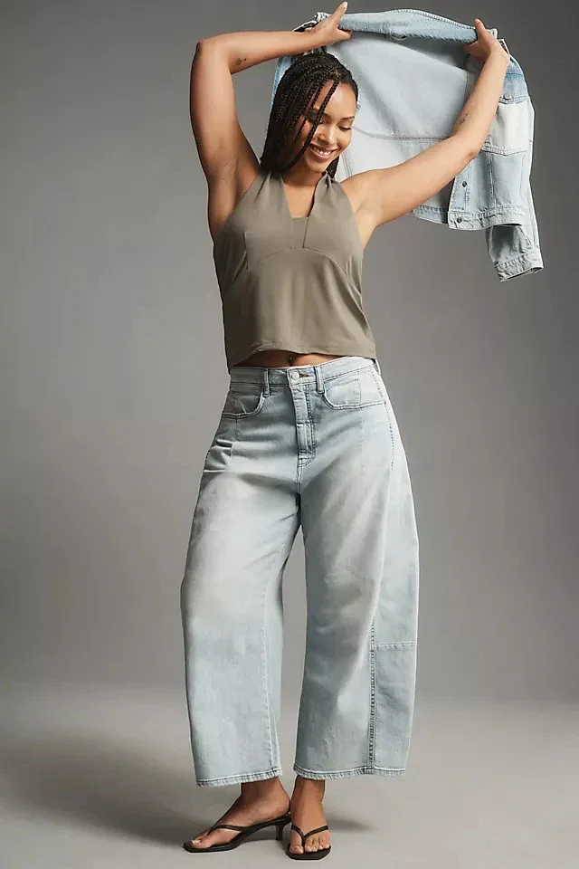 Women's Wide-Leg High-Waist Jeans Detail