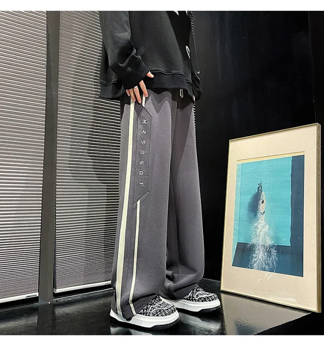 2025 Men's Sweatpants Oversize Loose Straight Trousers Detail